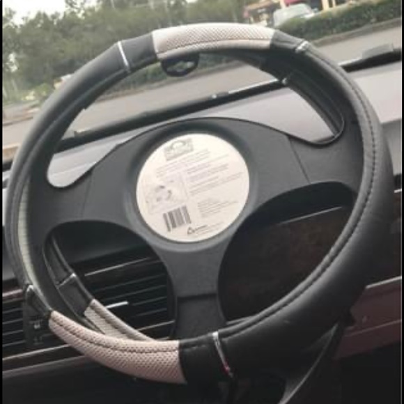Black and Silver Steering Wheel Cover - Picture 2 of 2